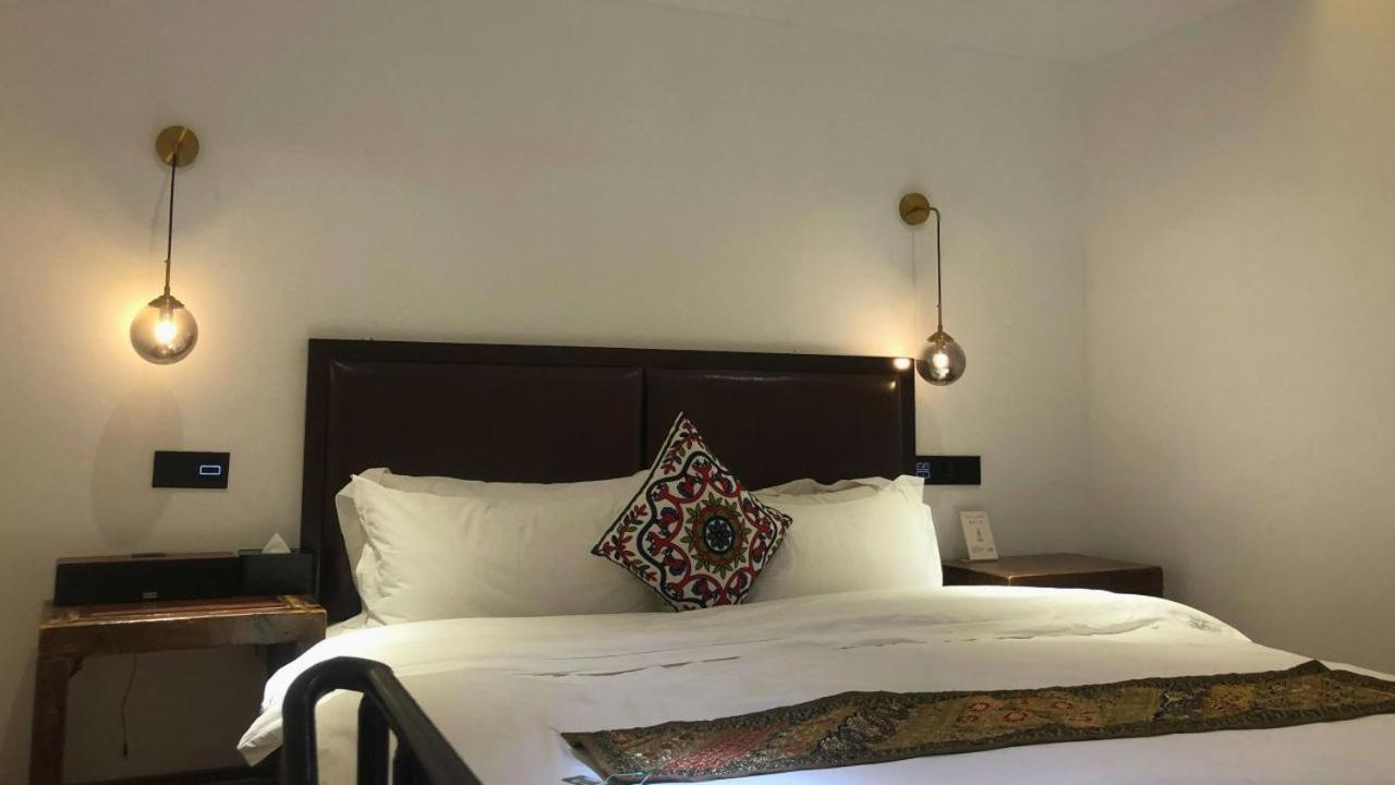 Qintai Tibetan Culture Boutique Hotel Chengdu Zewnętrze zdjęcie