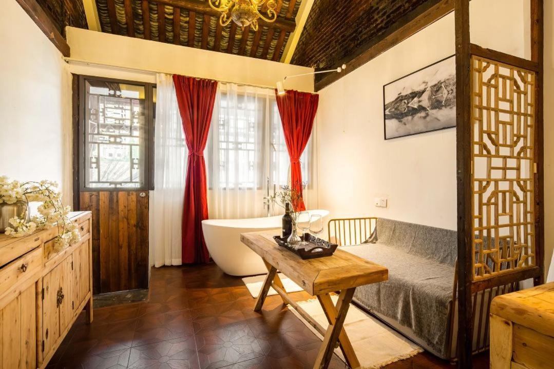 Qintai Tibetan Culture Boutique Hotel Chengdu Zewnętrze zdjęcie
