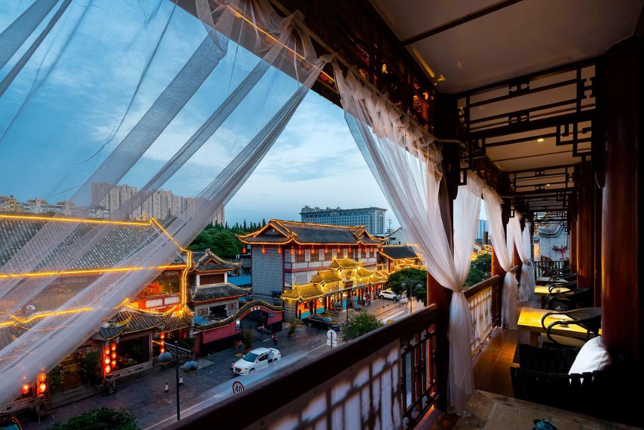 Qintai Tibetan Culture Boutique Hotel Chengdu Zewnętrze zdjęcie